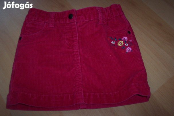 Eladó szoknya 110-es méretben