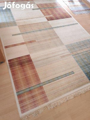 Eladó szőnyeg