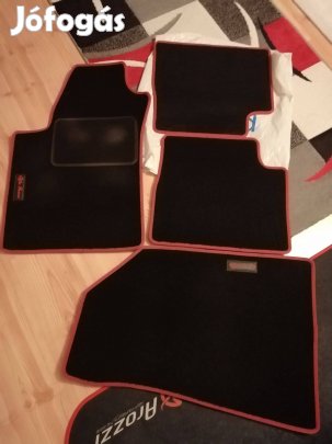 Eladó szövet szőnyeg garnitúra: Afa Romeo Giulietta