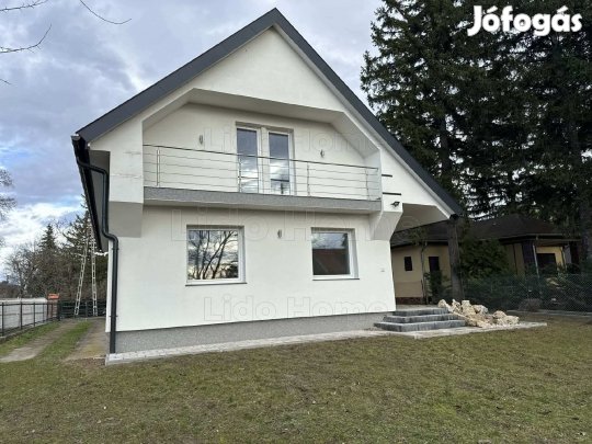 Eladó tágas családi ház Siófokon!