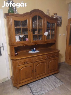 Eladó tálalószekrény