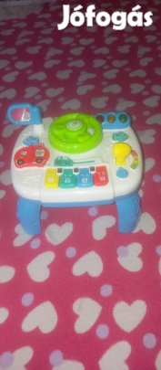 Eladó tanuló asztal