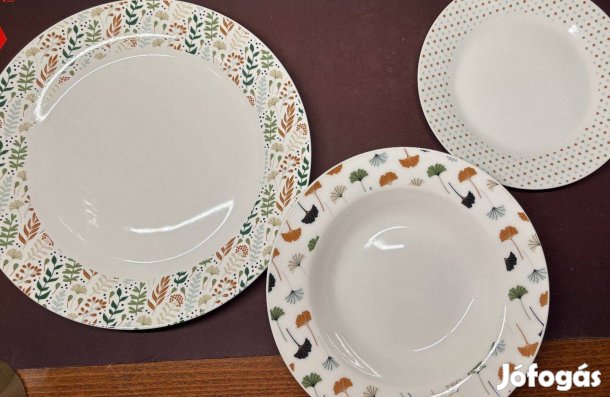 Eladó tányérkészlet