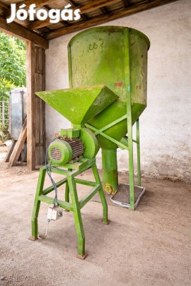 Eladó tápkeverőgép! 
