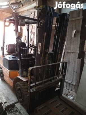 Eladó targonca