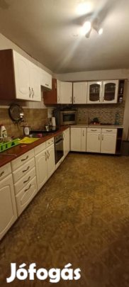 Eladó tarnazsadányi családiház