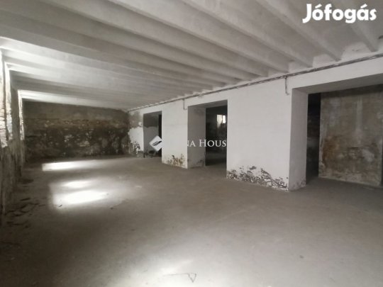 Eladó tároló/Raktár, Szeged