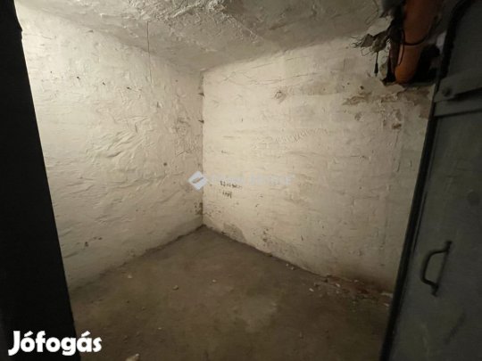 Eladó tároló/Raktár, Szombathely