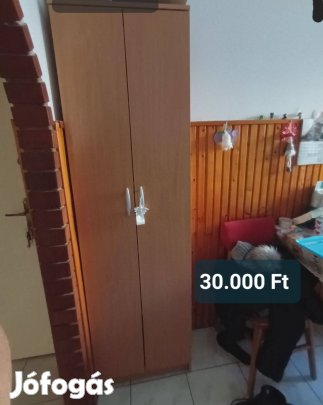 Eladó tároló bútor