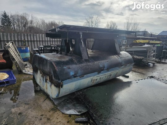 Eladó tartály víz tartály