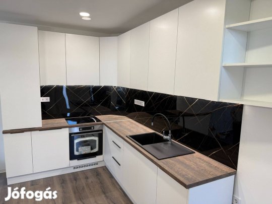 Eladó tégla lakás Dunaföldvár