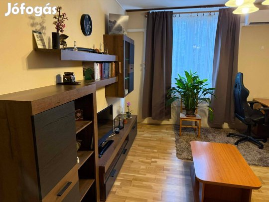 Eladó tégla lakás Szeged