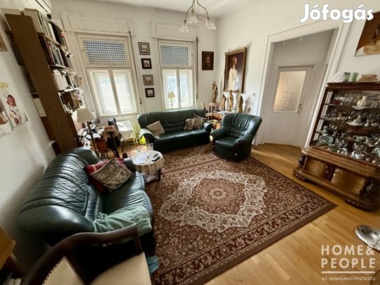 Eladó tégla lakás a belváros szélén Szegeden!
