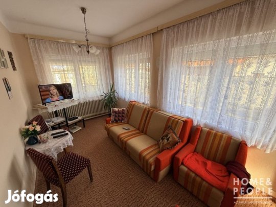 Eladó téglaház Kiszomboron!