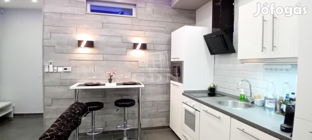 Eladó téglalakás Budapest VII. kerület, Erzsébet körút