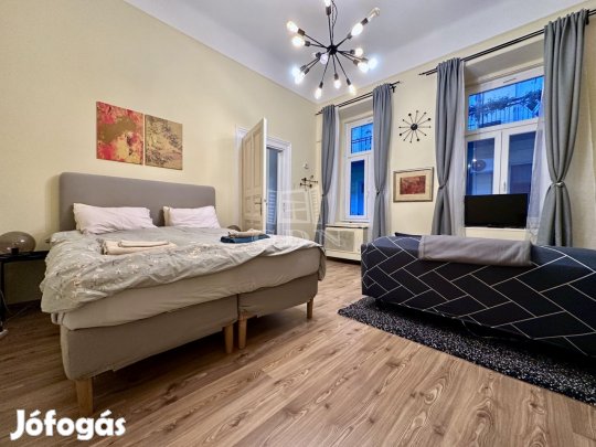 Eladó téglalakás Budapest VII. kerület, Klauzál utca