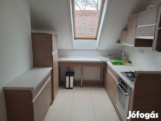 Eladó téglalakás Debrecen szívében Kiváló befektetés!