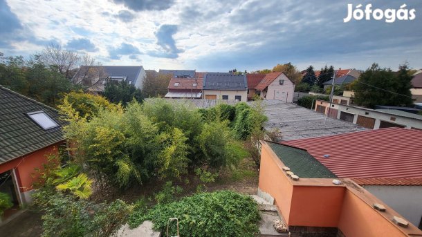 Eladó téglalakás, Eger