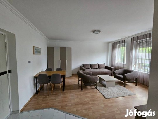 Eladó téglalakás - Nyíregyháza, Belváros