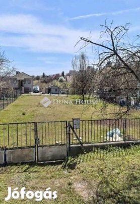 Eladó telek, Balatonföldvár