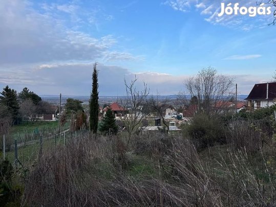 Eladó telek - Budakalász