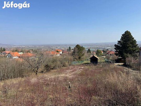 Eladó telek - Budakalász