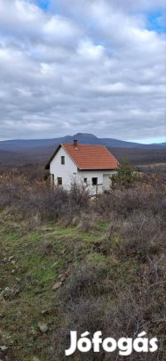 Eladó telephely, legelő, szántó
