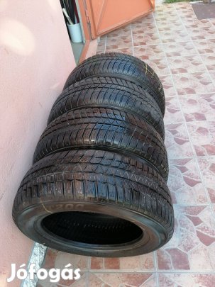 Eladó téli autógumi