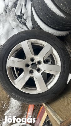 Eladó téli garnitúra
