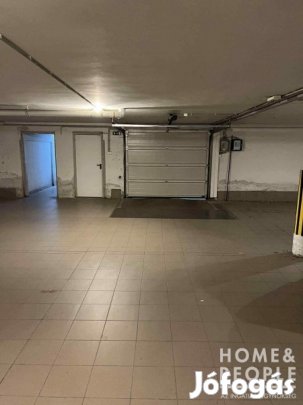 Eladó teremgarázs rókuson! - Szeged