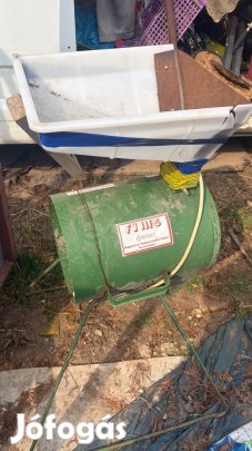 Eladó termény daráló