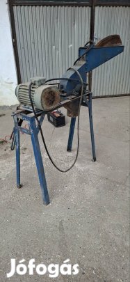 Eladó termény daráló 