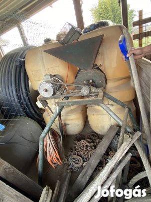 Eladó terménydaráló