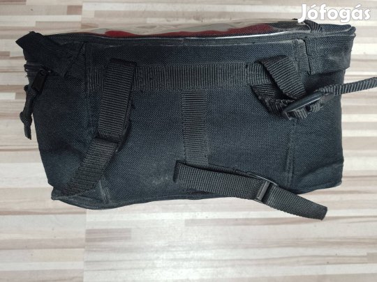 Eladó termo táska kerékpárra vagy motorra csatolható