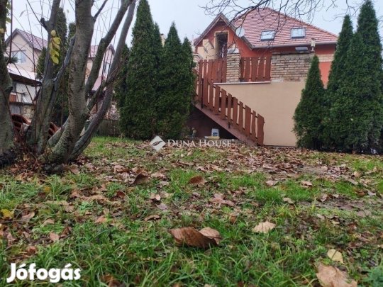 Eladó több generációs ház, Gödöllő