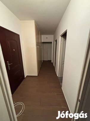 Eladó tócóskerti lakás