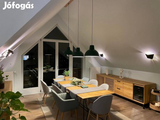 Eladó tölgy furnér étkezőasztal