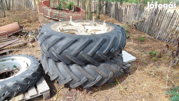 Eladó traktor duplakerék 16,9 R34 Semperit 16,9-34