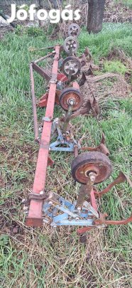 Eladó traktoros sorközművelő