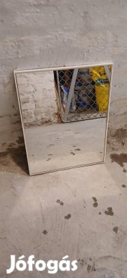 Eladó tükör. Teljesen ép, nem fakult