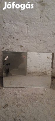 Eladó tükör. Teljesen ép, nem fakult, csak le kell tisztítani