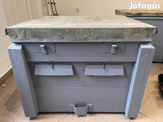 Eladó új 15 keretes NB méhkaptár tartozékokkal!