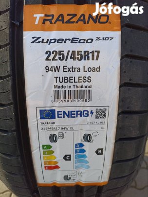 Eladó új Trazano 225/45 17 nyári gumi garnitúra 