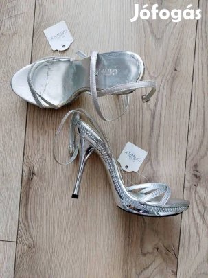 Eladó új, címkés 36-os cipő