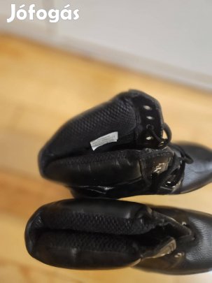 Eladó új, raktáron maradt Abashoes munkavédelmi bakancs - 42