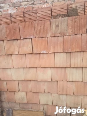 Eladó új, soha be nem épített N30 falazótégla Bálint-Budai Tégla Rt