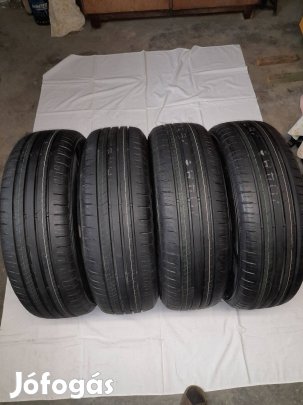 Eladó új állapotú Dunlop Enasave EC300+ 215/60R17 96H nyári autógumi
