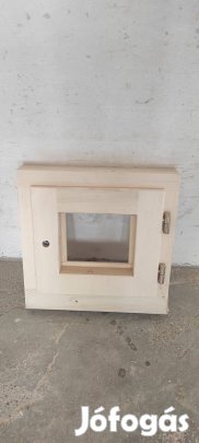Eladó új fa ablak, tokméret 40x40 cm