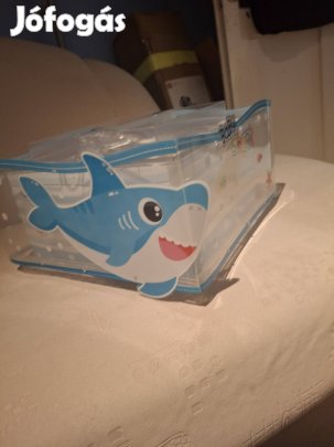Eladó új foszforeszkáló cápás gyerek lámpa 