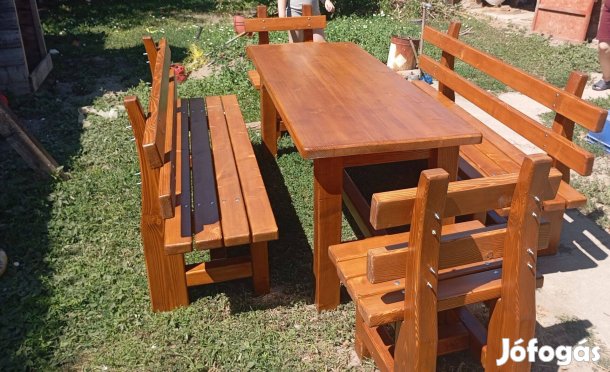 Eladó új kerti asztal padokkal